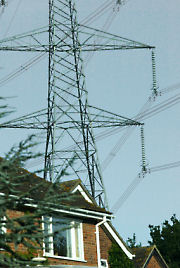 Electriciteitskabels kunnen voor grote electromagnetische velden zorgen.
